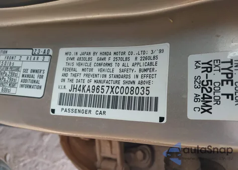 1999 Acura Rl 3.5 z USA, uszkodzony, nr VIN JH4KA9657XC008035